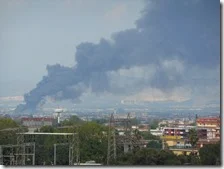 L'incendio visto da Scampia