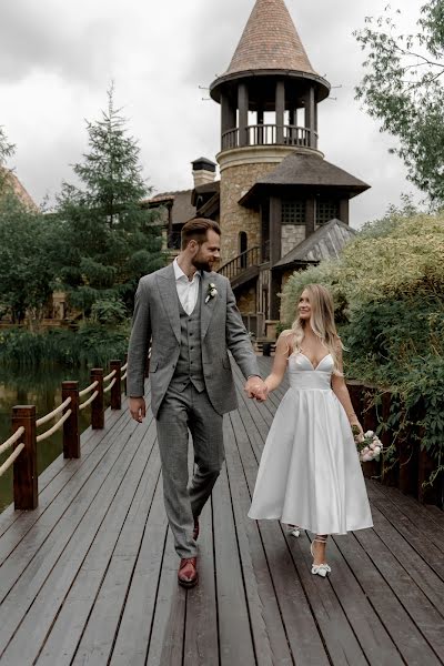 ช่างภาพงานแต่งงาน Olga Slezko (slezko) ภาพเมื่อ 15 มิถุนายน 2021