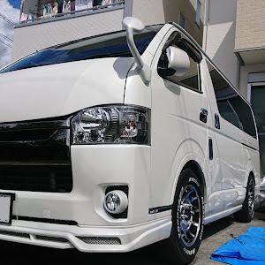 ハイエース