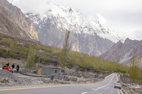 Colors of Autumn near Gulmit, Hunza