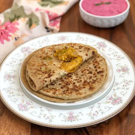 Moong Paratha Combo