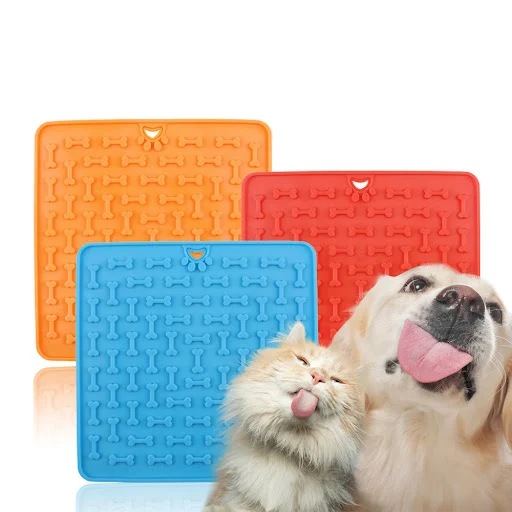 Pet Supplies Dog Silicone Distracted Licking Food Pad Cat Slow Food Bowl Sucker Placemat Pet Anti-slip Anti-choking Eati
