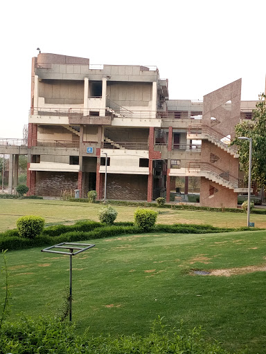 Under Graduate Hostel For Girls, 44, Banda Bahadur Marg, Indra Vihar, Mukherjee Nagar, Delhi, 110009, India, Hostel, state DL