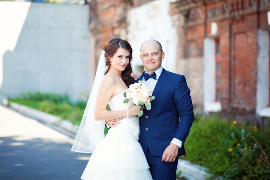 Fotógrafo de casamento Natasha Rezcova (natarezphoto). Foto de 28 de março 2016