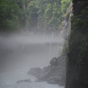 AARESCHLUCHT 05-08-2011 15-21-33.JPG