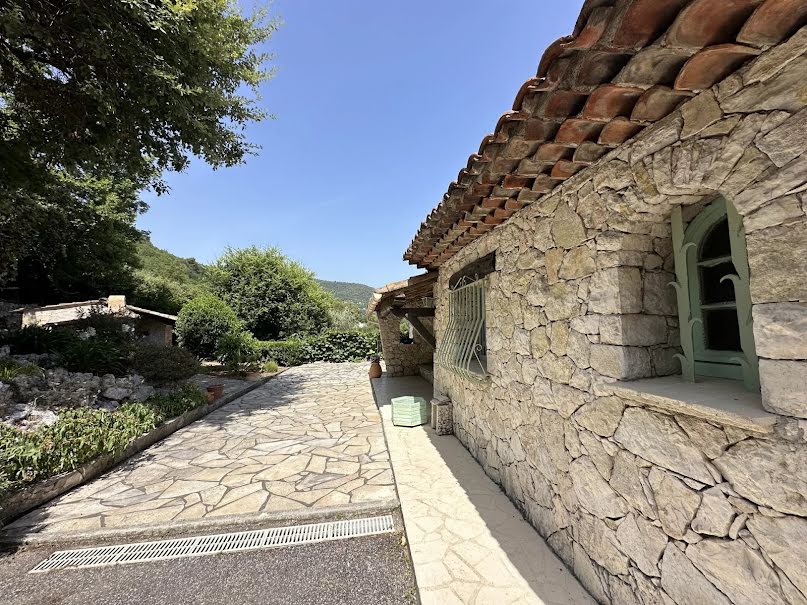 Vente villa 7 pièces 692.21 m² à Tourrettes-sur-Loup (06140), 1 500 000 €