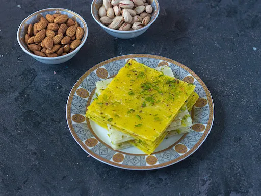 Ice Halwa Kesari & Pista