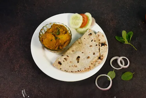 4 Haath Roti With Dum Aloo [2 Pieces]