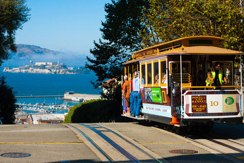 파일:external/www.sftodo.com/cable-cars-san-francico.jpg