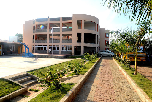 SHEMFORD Futuristic School-Hosur, Sy.no:99/3A,3B Near Madagondapally Edu. Center, Denkanikottai Taluk Devaganapally, Sanaboganapalli road, Hosur - Thally Rd, Tamil Nadu 635114, India, Senior_Secondary_School, state TN