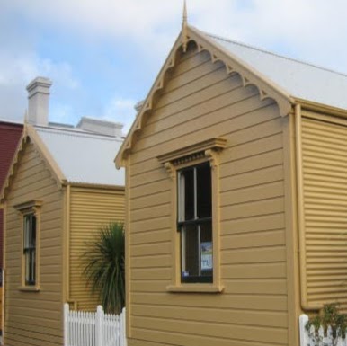 Wellington City Cottages