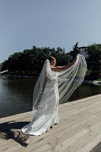 Wedding photographer Viktoriya Reshetnikova (vikareshka). Photo of 18 May 2022