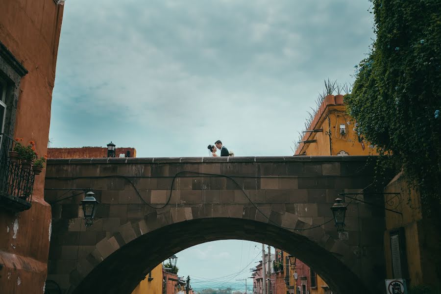 Fotógrafo de casamento Carlos Mendoza Aguilar (carlospuntoblu). Foto de 6 de abril 2017