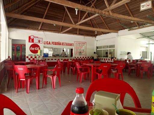 Liga Pequeña Restaurante Mapachapa, Simón Bolivar Lote 1 Manzana 14, Esq. Carretera-Canticas, Mapachapa, 96902 Minatitlán, Ver., México, Comida a domicilio | VER