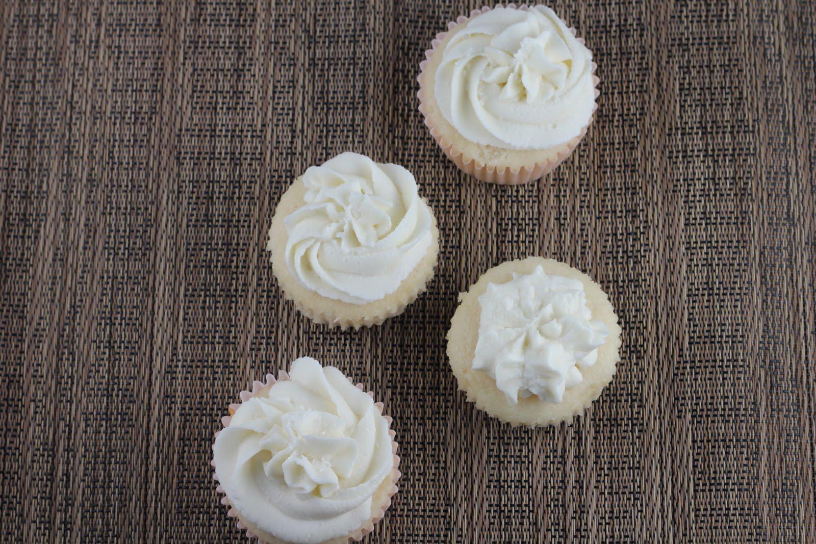 White Wedding Cake Cupcakes