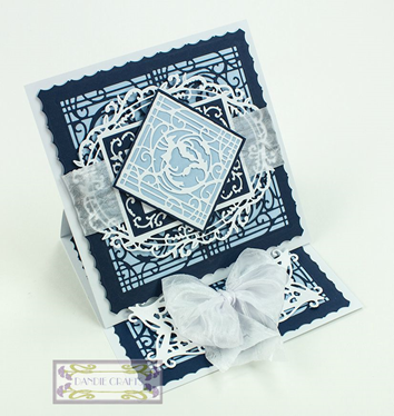 Navy and PAle Blue Easel Patchwork Perfection Sep 15