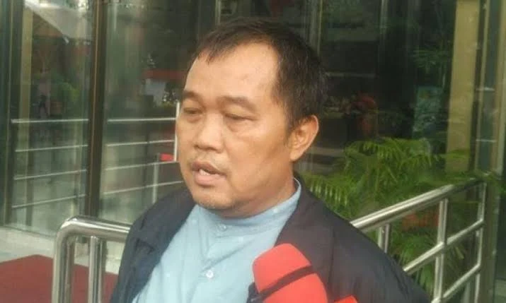 Kader PDIP Tak Kunjung Diperiksa Kasus Bansos, MAKI Adukan Penyidik KPK ke Dewas