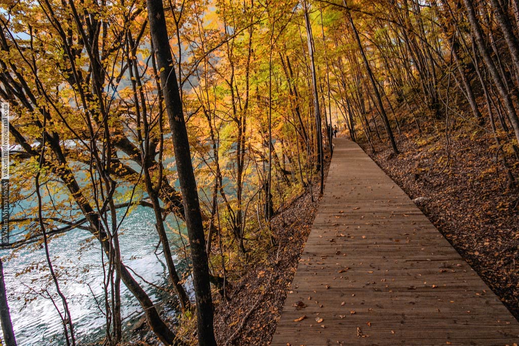 Восточный Тибет Eastern Tibet. Национальный парк Цзючжайгоу Jiuzhaigou National Park.