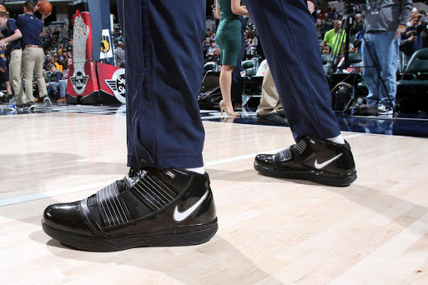 LeBron Digs Deep Into Collection with Nike Zoom Soldier III in Cavs Loss