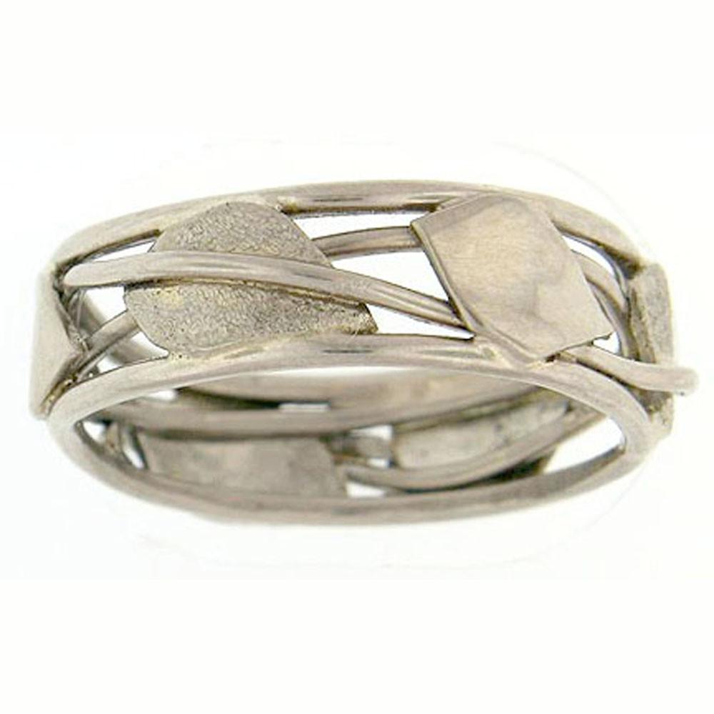 18K white gold band artistically has leaves and vines which wrap their way