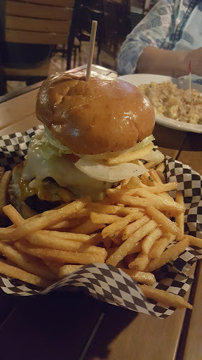 American Restaurant «The Hub Grill and Bar», reviews and photos, 1860 S Stapley Dr, Mesa, AZ 85204, USA