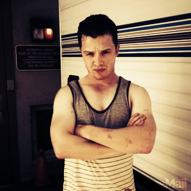 Noel Fisher Profile Pics Dp Images