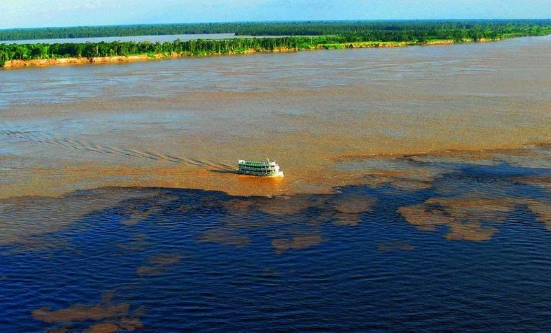 meeting-of-waters-manaus-8