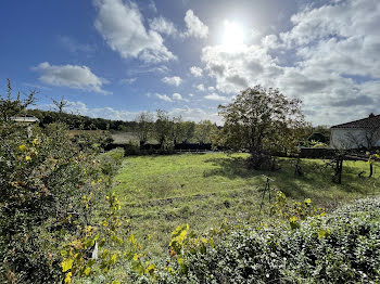 terrain à Fontenay-le-Comte (85)