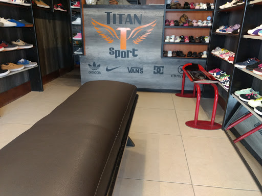 TITAN SPORT, independecia 10-a, colonia centro, santa rosa jauregui, Centro, 76220 Santa Rosa Jáuregui, Qro., México, Tienda de artículos para correr | QRO