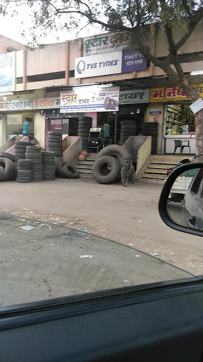 Star Tyre, E-11, Hyderabad Road, Siddheshwar Market Yard, Shopping Centre, Solapur, Maharashtra 413005, India, Tyre_Shop, state MH