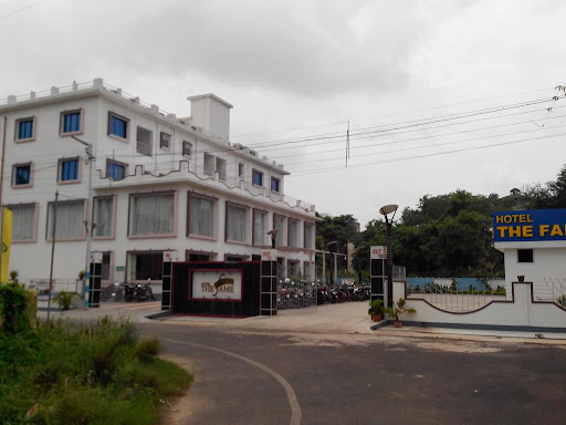 The Fame, 24/A/7 Kalikapur Road, Shilpo Taluk, Beside Berhampore Railway station and Meen Bhawan, Berhampore, West Bengal 742101, India, Indoor_accommodation, state WB