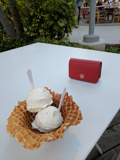 Ice Cream Shop «Smitten Ice Cream», reviews and photos, 850 S Sepulveda Blvd, El Segundo, CA 90245, USA