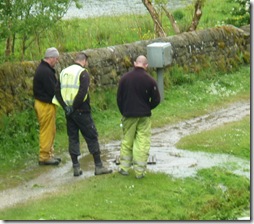 10 crt insoects a burst bywash manhole cover