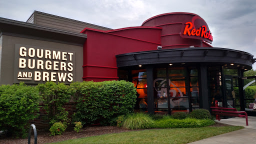 Hamburger Restaurant «Red Robin Gourmet Burgers», reviews and photos, 1431 Beaver Creek Commons Dr, Apex, NC 27502, USA