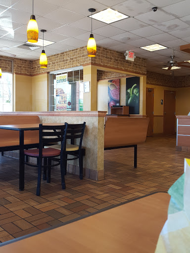 Restaurant «SUBWAY®Restaurants», reviews and photos, 9980 GA-92, Woodstock, GA 30188, USA