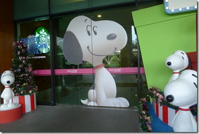 DREAM BIG WITH SNOOPY & FRIENDS @ The Shore Shopping Gallery 2015