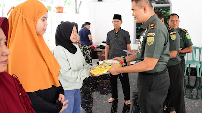 Danrem 044/Gapo Salurkan Zakat Fitrah Tahun 1445 H