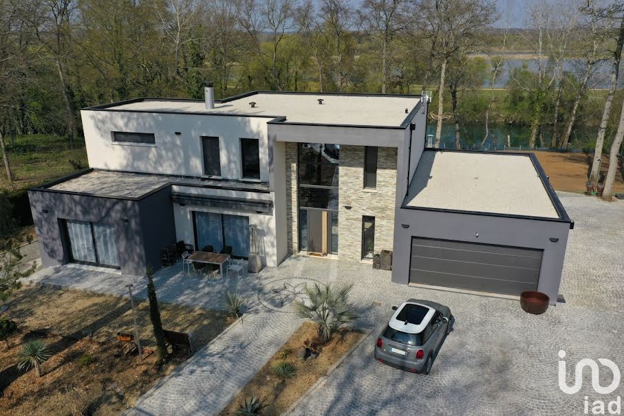 Vente terrain  374 m² à Le Plessis-aux-Bois (77165), 159 000 €