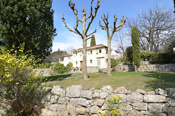 maison à Le Rouret (06)