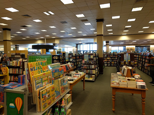 Book Store «Barnes & Noble», reviews and photos, 4801 Concord Pike, Wilmington, DE 19803, USA