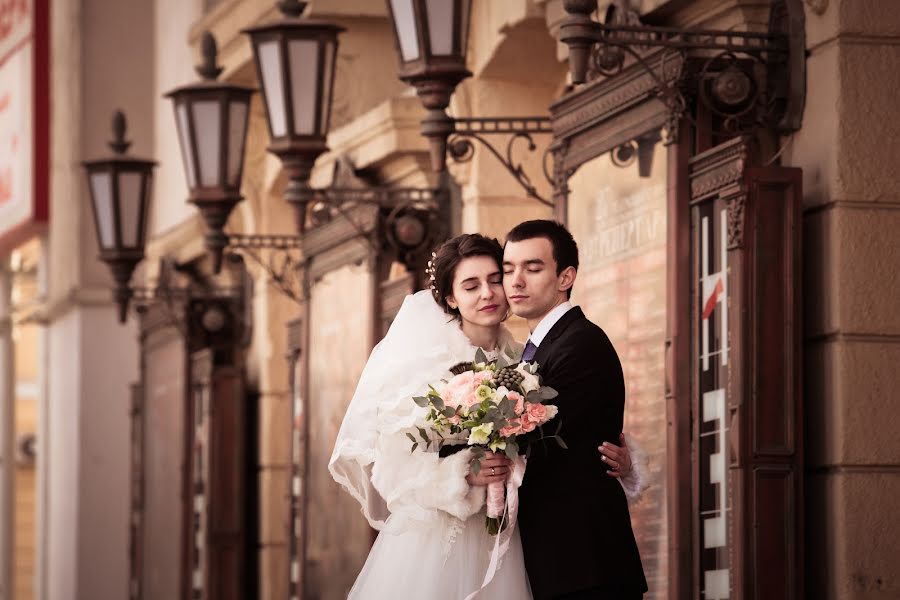 Fotografo di matrimoni Veronika Chuykina (veronicachu). Foto del 11 marzo 2016