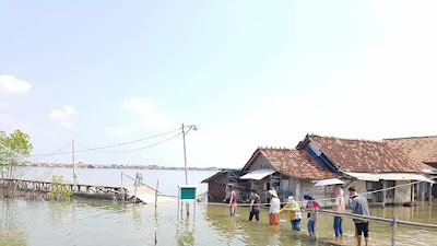 Persaudaraan Perempuan Nelayan Menuntut Kedaulatan Masyarakat Pesisir Indonesia