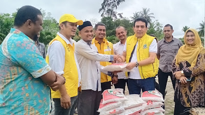 Golkar Aceh Serahkan Bantuan Sembako untuk Masyarakat Dampak Banjir Pijay