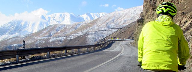 Schnee auf der Nordseite des Elburs-Gebirge, Chalus-Road, Iran