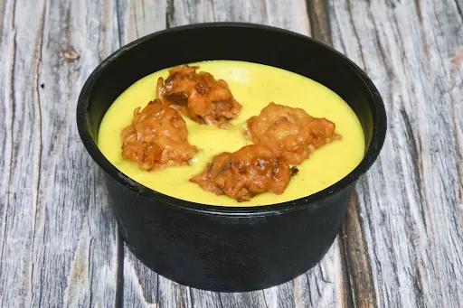 Kadhi Pakoda