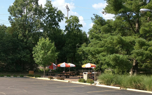 Fast Food Restaurant «A&W», reviews and photos, 8220 Dexter-Chelsea Rd, Dexter, MI 48130, USA