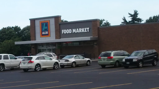 Supermarket «ALDI», reviews and photos, 1645 E Kearney St, Springfield, MO 65803, USA