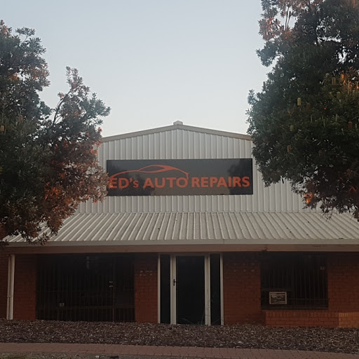 Eds Auto repairs logo