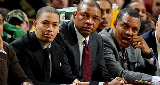 파일:external/www.searchlock.com/Tyronn-Lue-Doc-Rivers-620x330.jpg