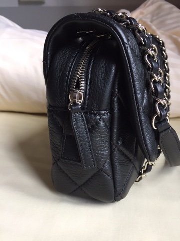 The Chic Sac: Chanel Easy Flap in Black